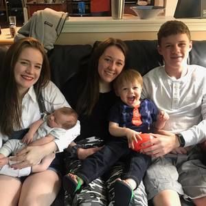 Meet your Posher, Pamela